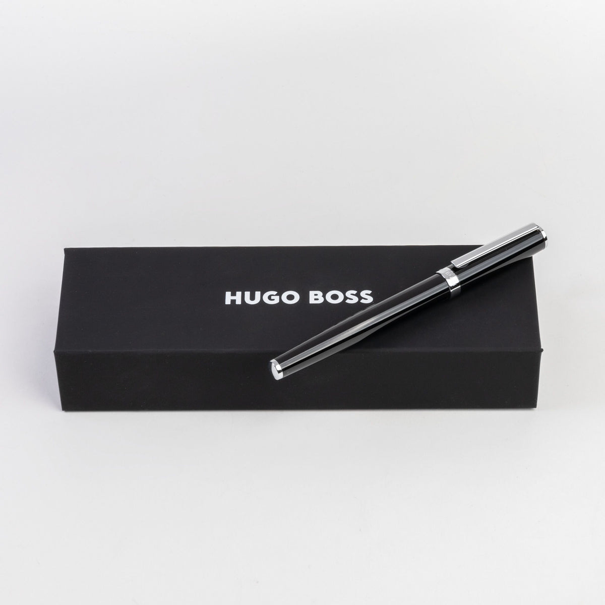 HUGO BOSS - Gear Icon Black ჭავლური კალამი