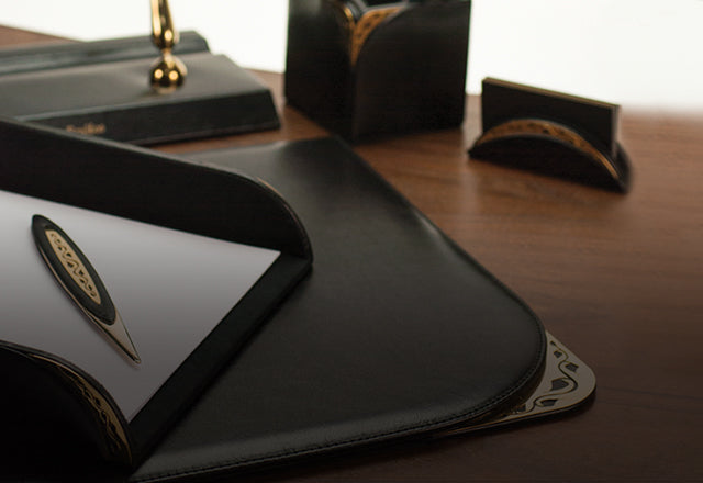 სამაგიდე აქსესუარები