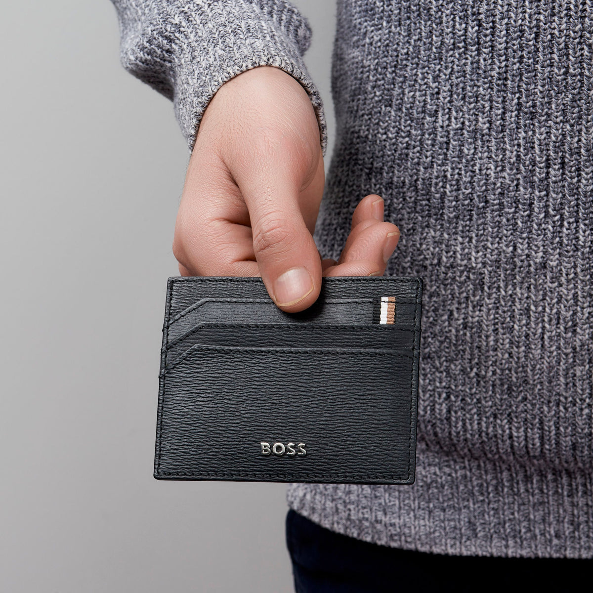 HUGO BOSS - Iconic Black საბარათე