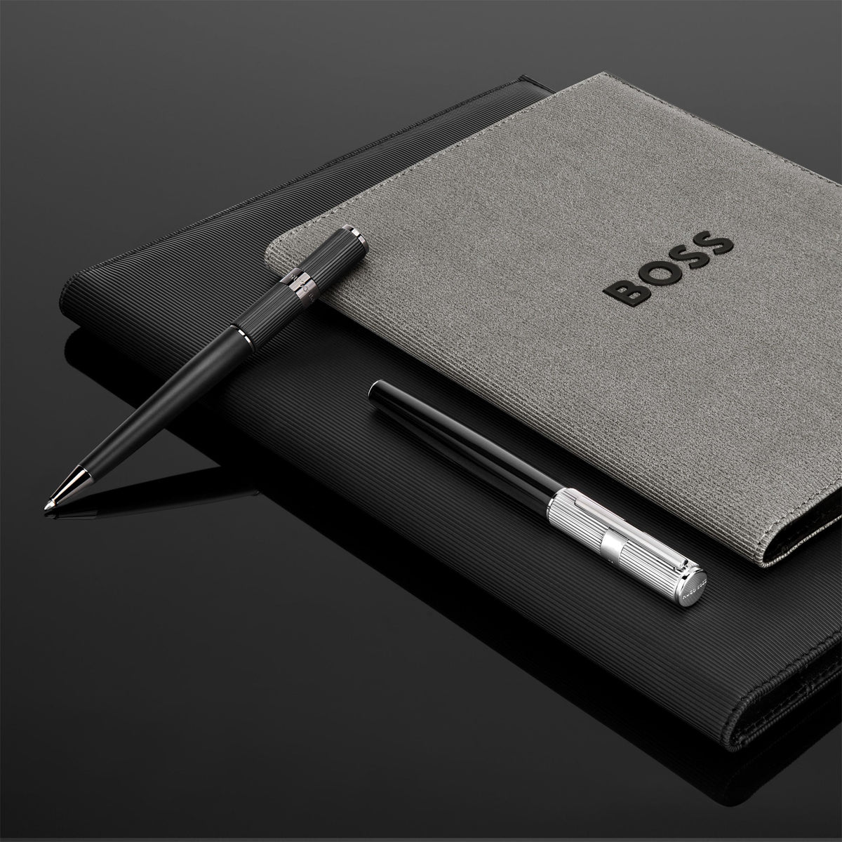 HUGO BOSS - Formation Line ბურთულიანი კალამი