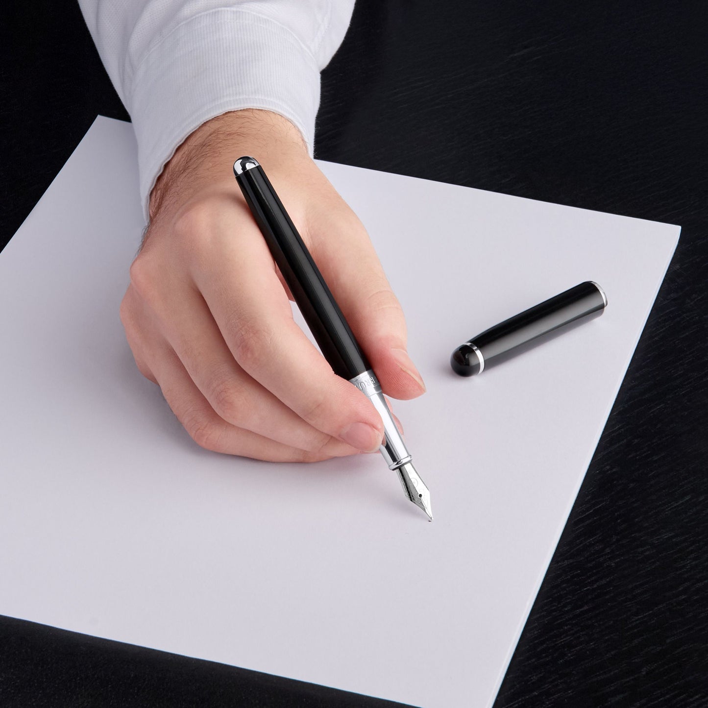 Cerruti 1881 - ჭავლური კალამი