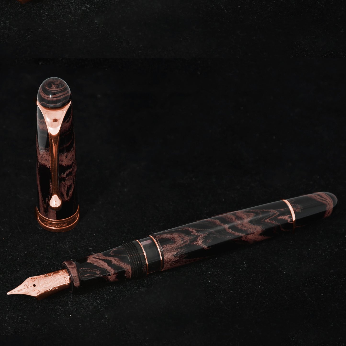 AURORA - 88 Ebonite Cognac Limited Edition ჭავლური კალამი